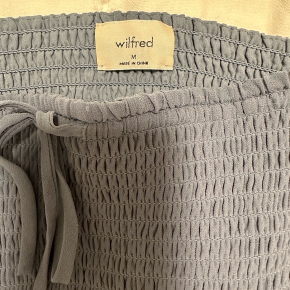 Wilfred saga blouse shadow blue. Medium - Picture 3 of 4